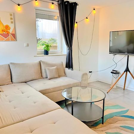 2 Zimmerwohnung - Kueche - Wlan - Oeffentliche Parkplaetze Blaustein Zewnętrze zdjęcie